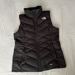 Women’s Northface Vest